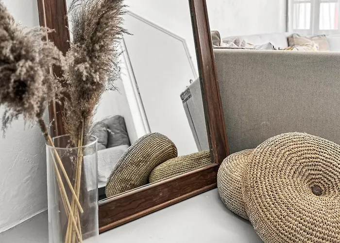 Mateos Windmills Town *